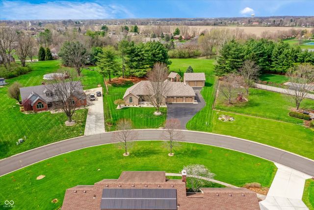 5344 W Stone Way, New Palestine, IN 46163