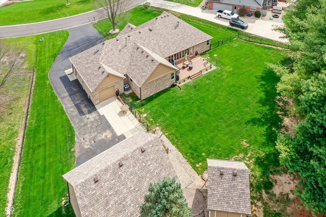 5344 W Stone Way, New Palestine, IN 46163