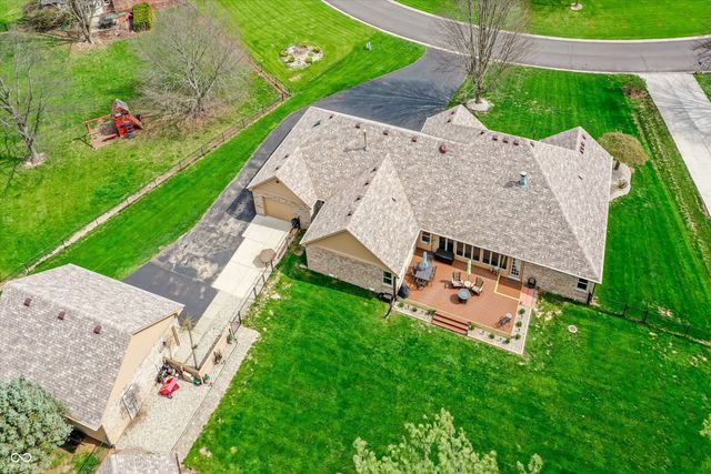 5344 W Stone Way, New Palestine, IN 46163