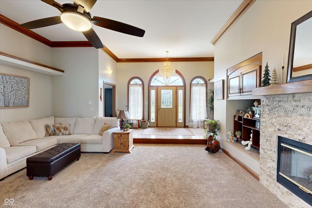 5344 W Stone Way, New Palestine, IN 46163