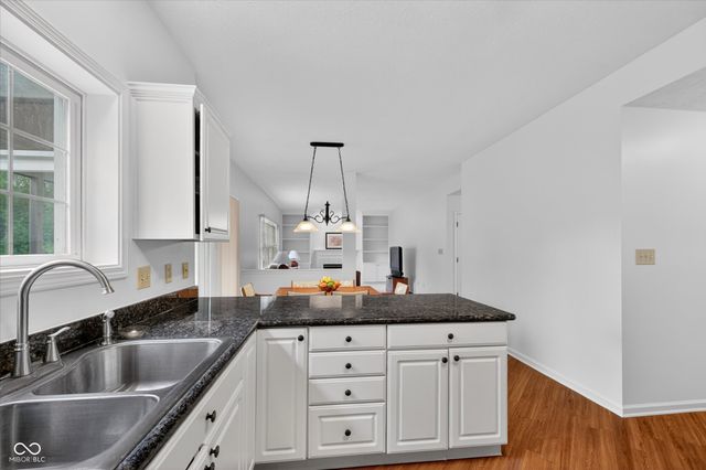 211 Wyndotte Drive, Carmel, IN 46032