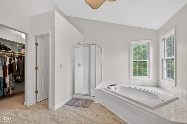 211 Wyndotte Drive, Carmel, IN 46032