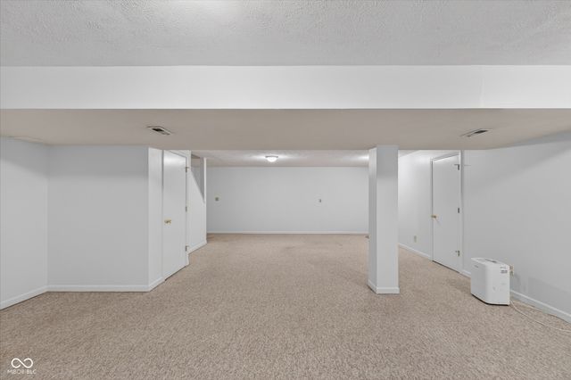 211 Wyndotte Drive, Carmel, IN 46032