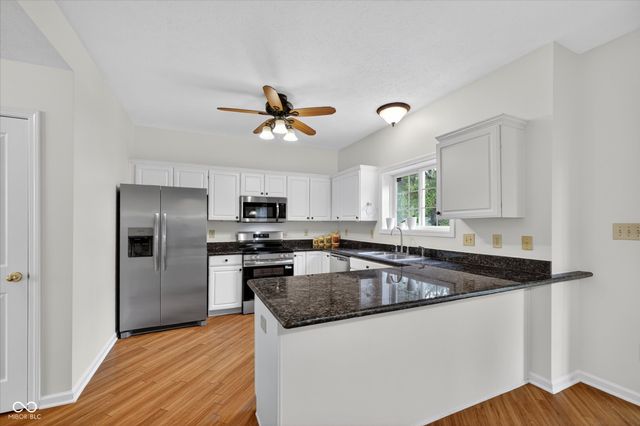 211 Wyndotte Drive, Carmel, IN 46032