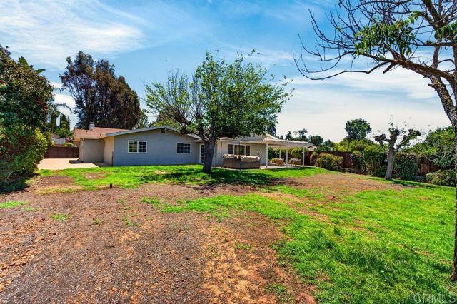 543 Eldorado Drive, Escondido, CA 92025