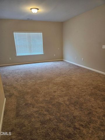 614 Marian Way, Sanford, NC 27330