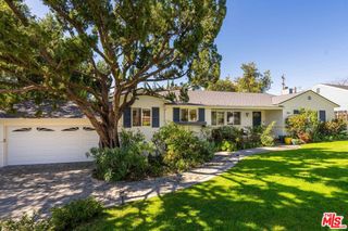 1354 Green Lane, La Canada Flintridge, CA 91011