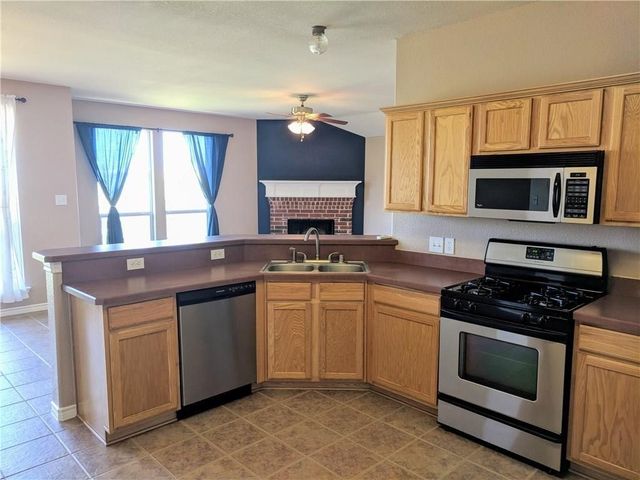 2200 Fieldcrest Drive, Rockwall, TX 75032