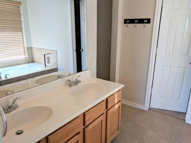 2200 Fieldcrest Drive, Rockwall, TX 75032