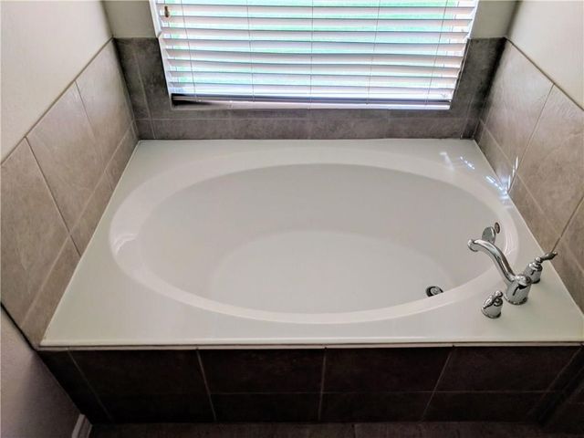 2200 Fieldcrest Drive, Rockwall, TX 75032