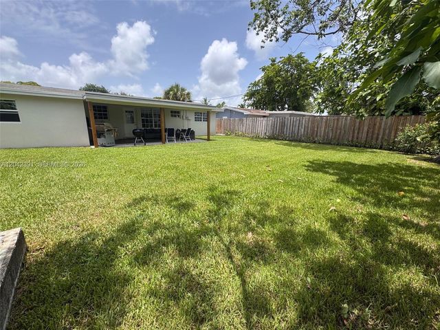 8130 NW 12th Street, Pembroke Pines, FL 33024