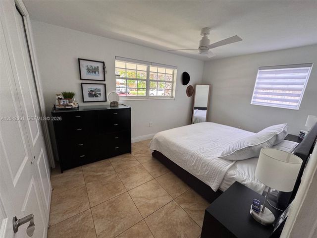 8130 NW 12th Street, Pembroke Pines, FL 33024