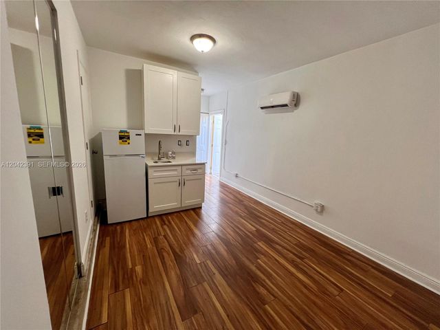 8130 NW 12th Street, Pembroke Pines, FL 33024