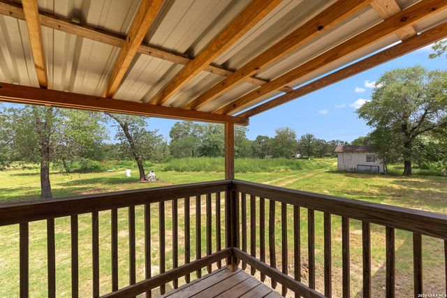650 Patton Rd, Somerset, TX 78069