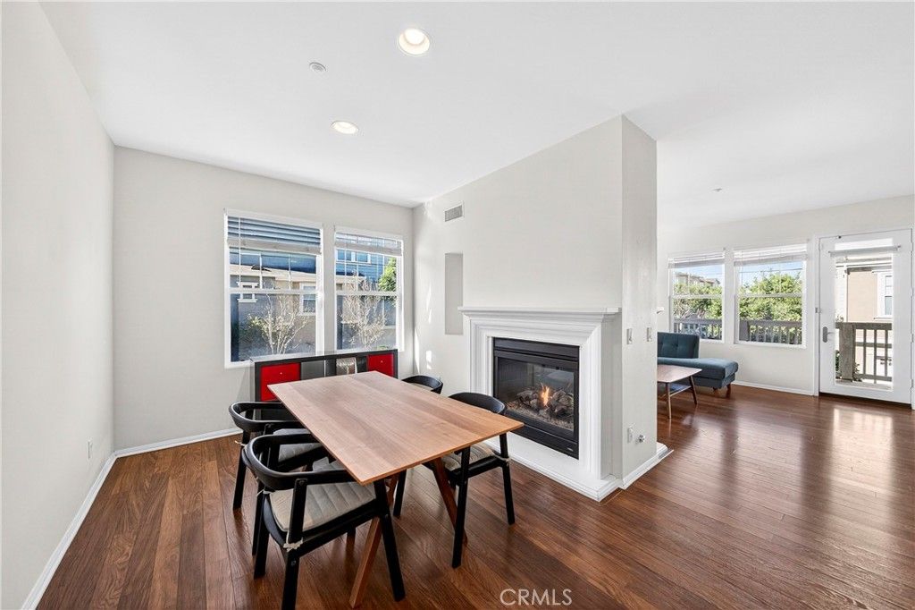 Image 10 of property listing at 1800 Oak Street 624, Torrance, CA 90501