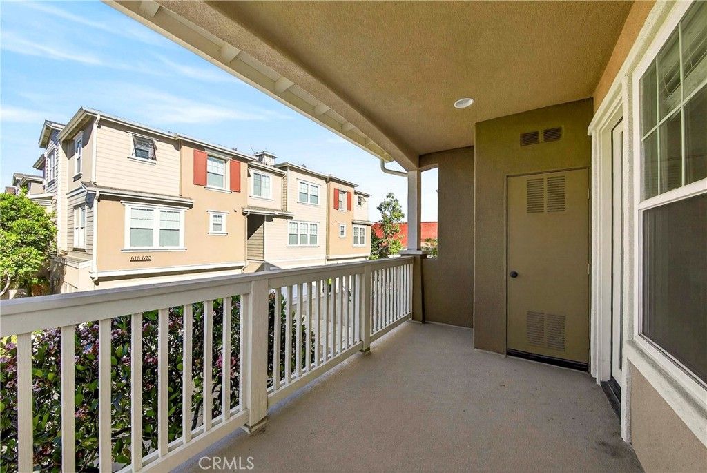 Image 16 of property listing at 1800 Oak Street 624, Torrance, CA 90501