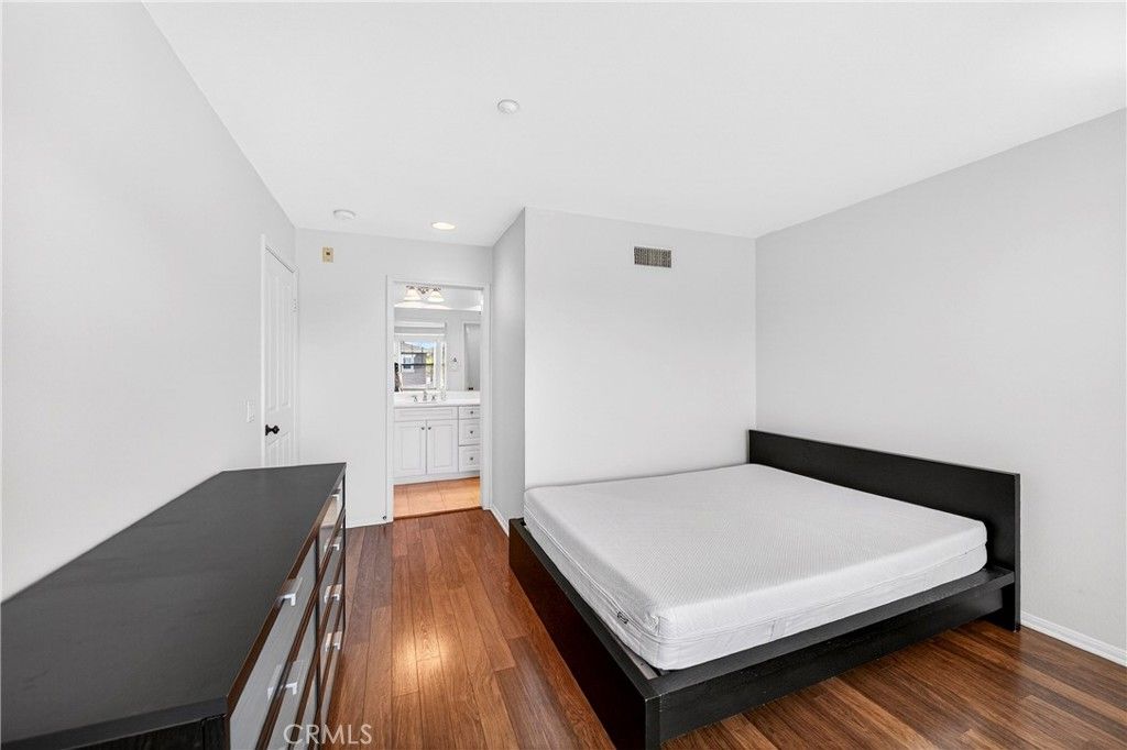 Image 19 of property listing at 1800 Oak Street 624, Torrance, CA 90501