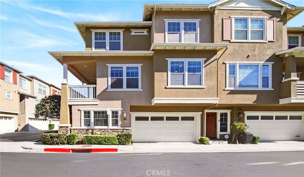 Image 2 of property listing at 1800 Oak Street 624, Torrance, CA 90501