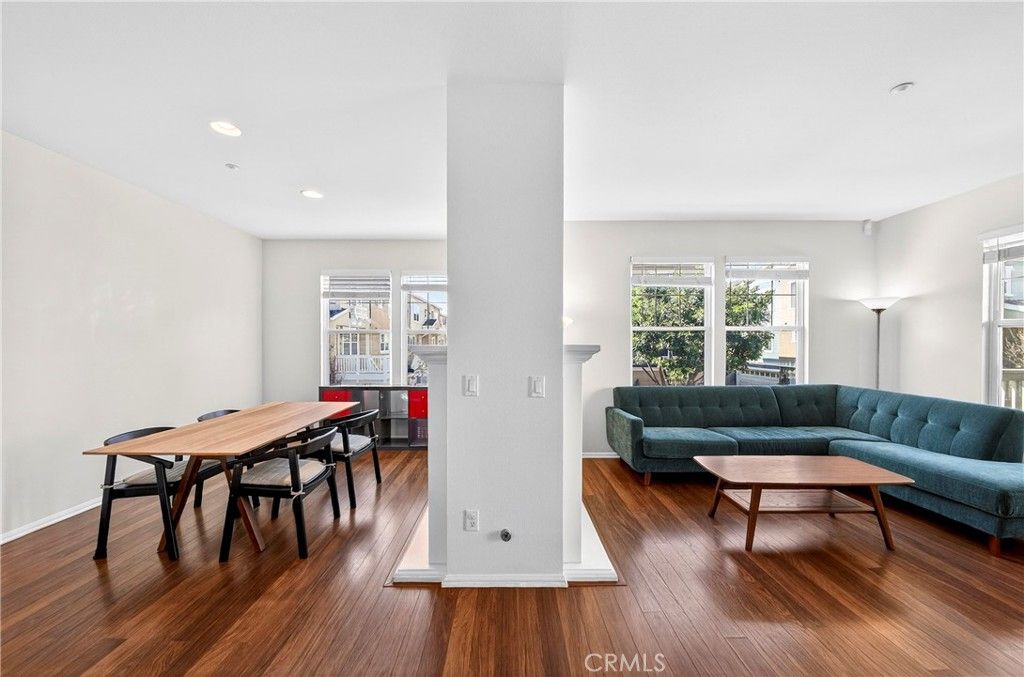 Image 8 of property listing at 1800 Oak Street 624, Torrance, CA 90501