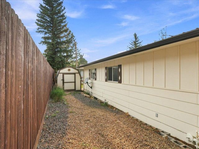 435 Columbine Ave, Estes Park, CO 80517