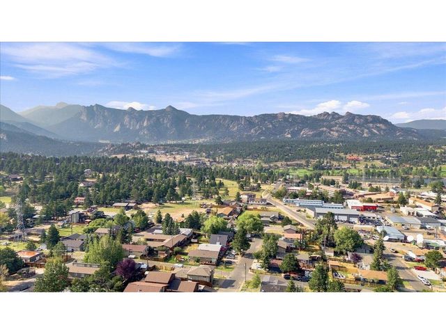 435 Columbine Ave, Estes Park, CO 80517