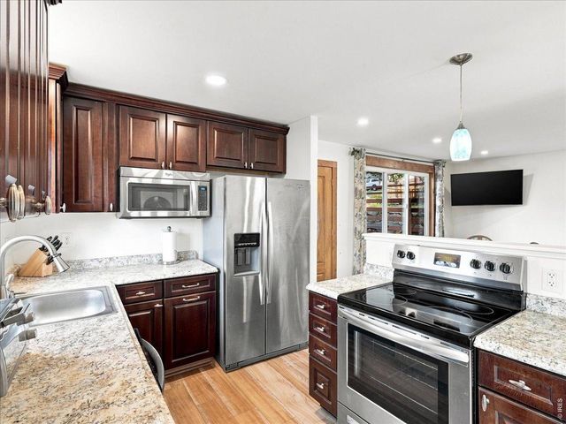 435 Columbine Ave, Estes Park, CO 80517