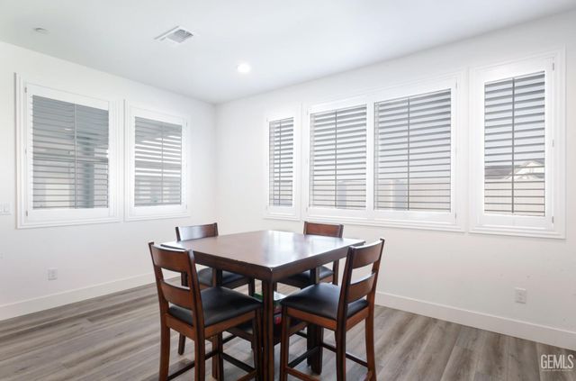 15008 Pemberley Passage Avenue, Bakersfield, CA 93311