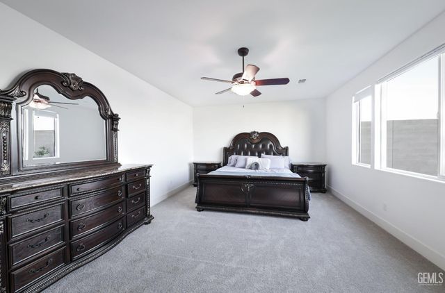 15008 Pemberley Passage Avenue, Bakersfield, CA 93311