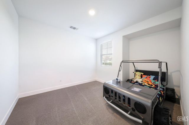 15008 Pemberley Passage Avenue, Bakersfield, CA 93311