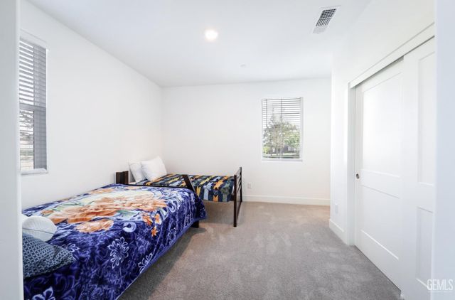 15008 Pemberley Passage Avenue, Bakersfield, CA 93311