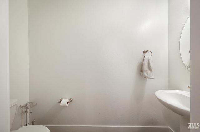 15008 Pemberley Passage Avenue, Bakersfield, CA 93311