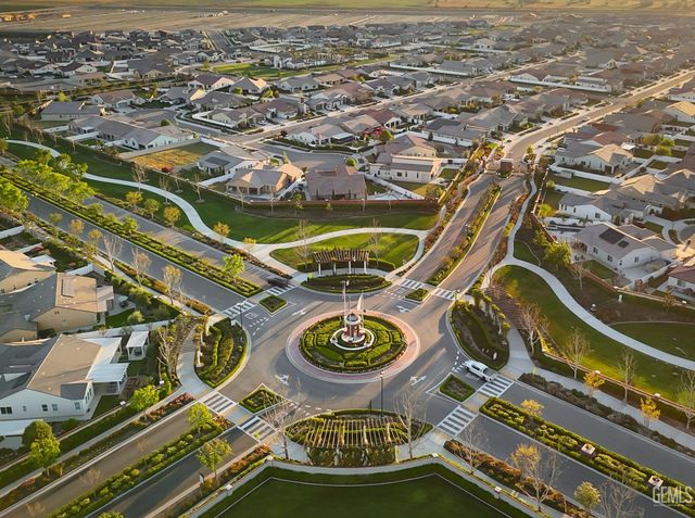 15008 Pemberley Passage Avenue, Bakersfield, CA 93311