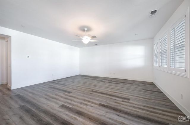 15008 Pemberley Passage Avenue, Bakersfield, CA 93311