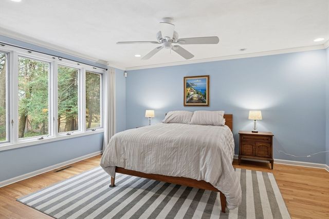 330 Merriweather Dr, Longmeadow, MA 01106