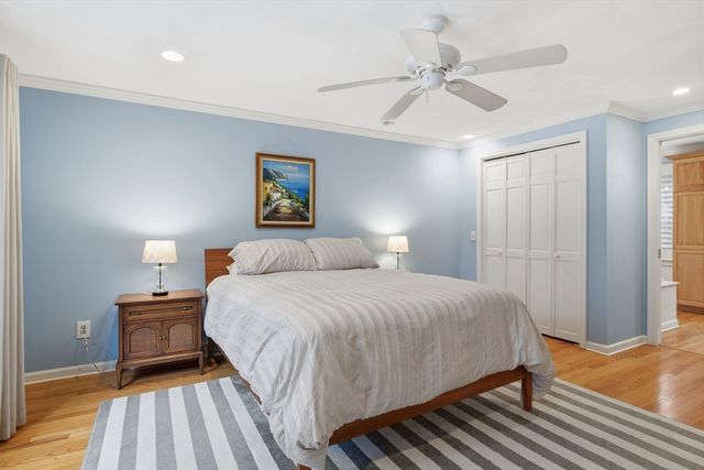 330 Merriweather Dr, Longmeadow, MA 01106