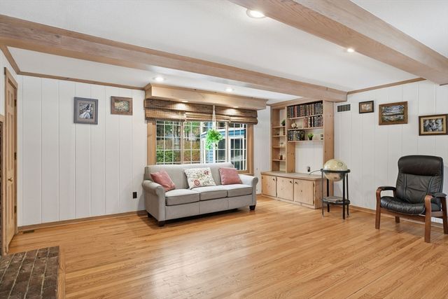 330 Merriweather Dr, Longmeadow, MA 01106