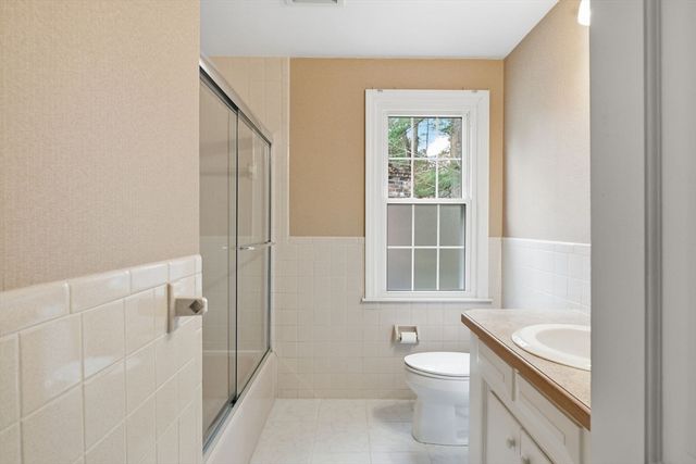 330 Merriweather Dr, Longmeadow, MA 01106