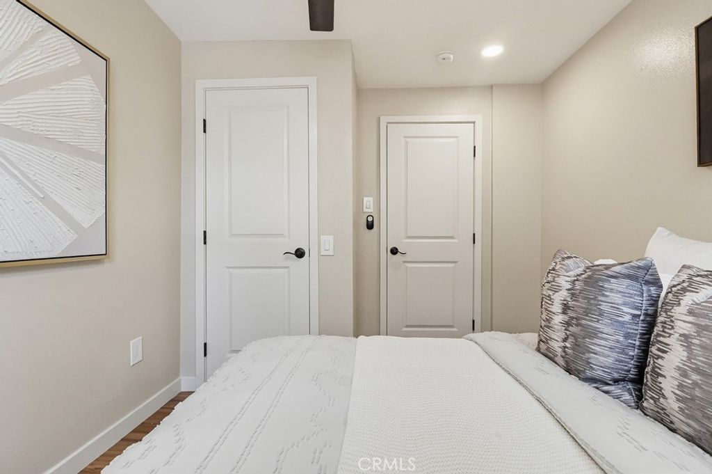Image 24 of property listing at 5435 Smiley Drive, Los Angeles, CA 90016