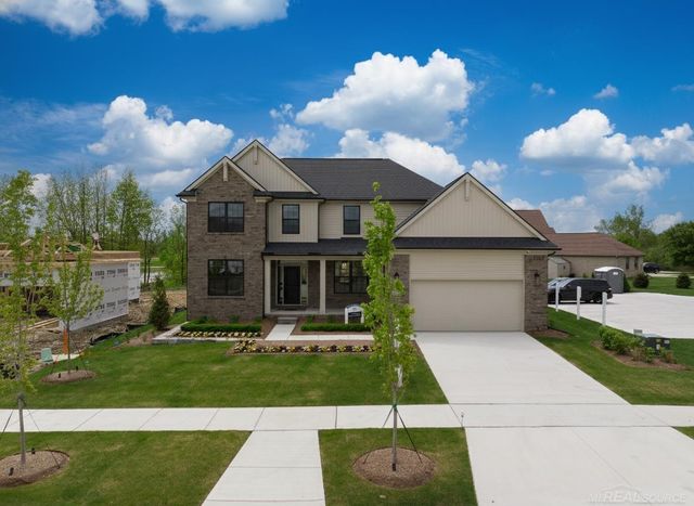 17924 Stallman Drive, Macomb Twp, MI 48042