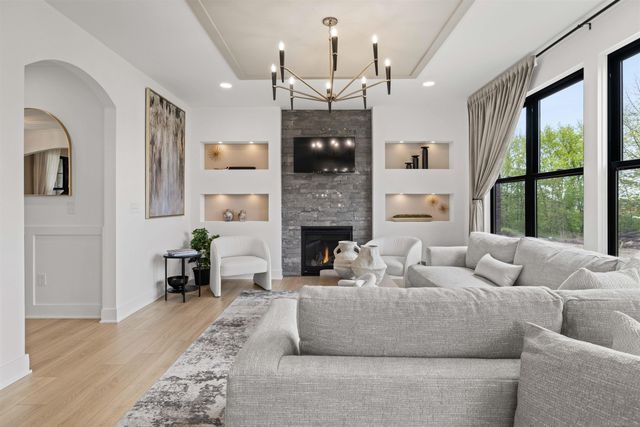 17924 Stallman Drive, Macomb Twp, MI 48042