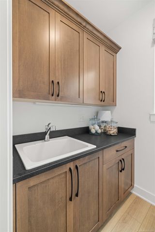 17924 Stallman Drive, Macomb Twp, MI 48042