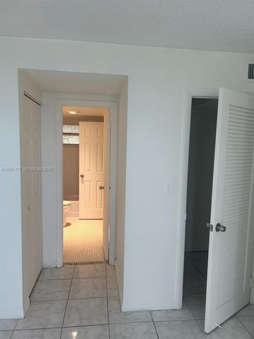 15600 NW 7th Avenue 501, Miami, FL 33169
