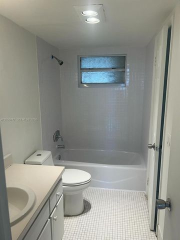 15600 NW 7th Avenue 501, Miami, FL 33169