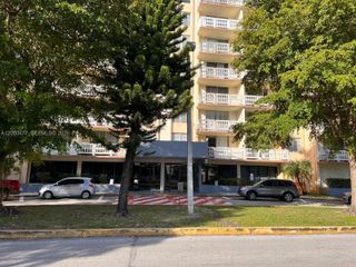 15600 NW 7th Avenue 501, Miami, FL 33169