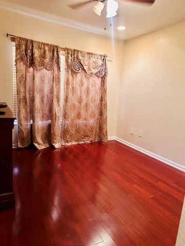 5200 Rising Comet Lane, Greenacres, FL 33463