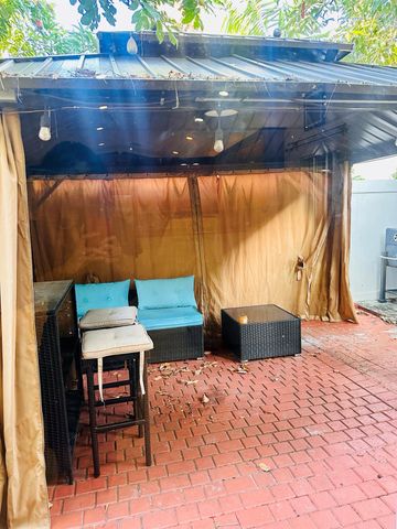 5200 Rising Comet Lane, Greenacres, FL 33463