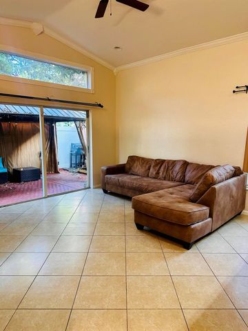 5200 Rising Comet Lane, Greenacres, FL 33463