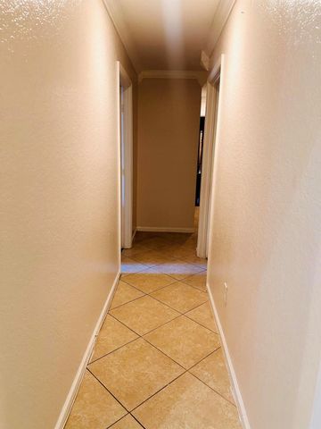 5200 Rising Comet Lane, Greenacres, FL 33463