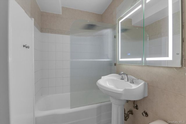 125-10 Queens Boulevard 2606, Kew Gardens, NY 11415
