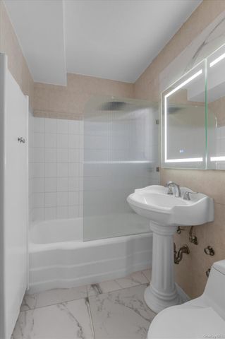 125-10 Queens Boulevard 2606, Kew Gardens, NY 11415